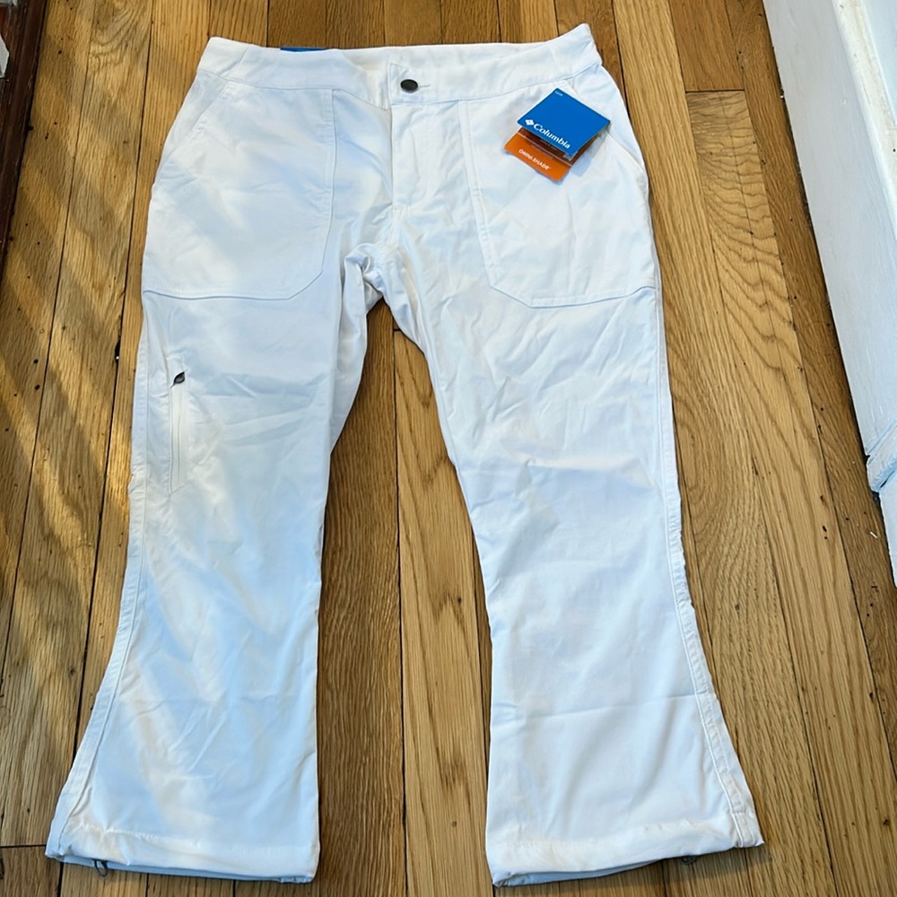 Columbia Omni Shade Capris NWT